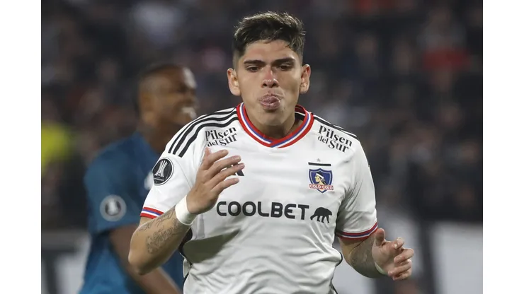 Carlos Palacios está elevando su nivel en Colo Colo (Foto: Photosport)