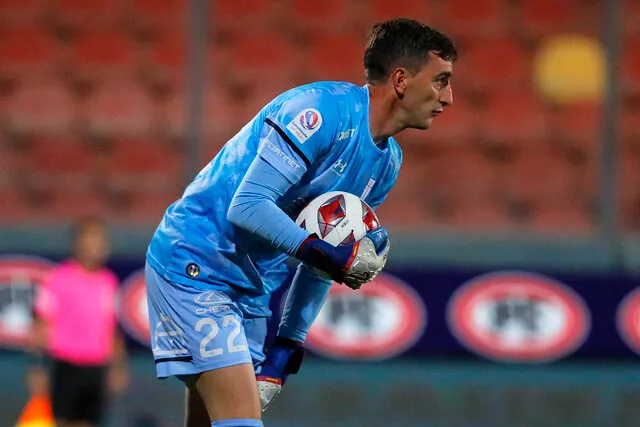 El histórico, dijo no conocer al arquero suplente de la UC, Nicolás Peranic (Photosport)