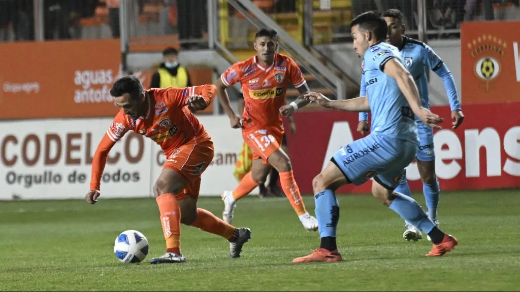 Matías Ballini es el crack del mediocampo en Cobreloa (Photosport)