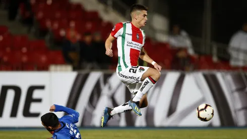 Guillermo Soto puede retornar al fútbol chileno para jugar en la UC y un ex DT del chileno sólo tiene loas para él