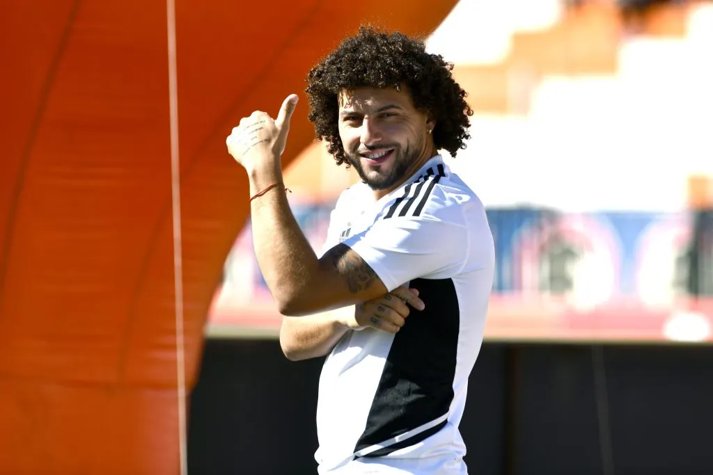 Maximiliano Falcón vuelve a su dorsal 37 (Foto: Photosport)