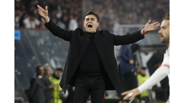 Gustavo Quinteros afrontará el playoffs de Copa Sudamericana en Colo Colo (Foto: Photosport)