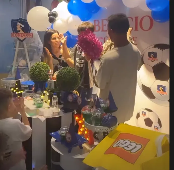 Benicio Costa, hijo del ex goleador de Colo Colo, Gabriel Costa tuvo lleno de adornos del Cacique (Instagram)