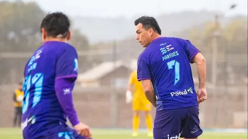 Esteban Paredes ayer volvió al fútbol profesional y revelaron cuál es su sueldo en el SAU