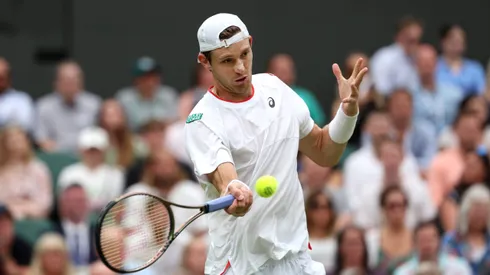 Nicolás Jarry vivió un intenso partido ante Carlos Alcaraz en Wimbledon