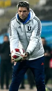 Garcés defiende el pragmatismo de Pellegrino (Photosport)