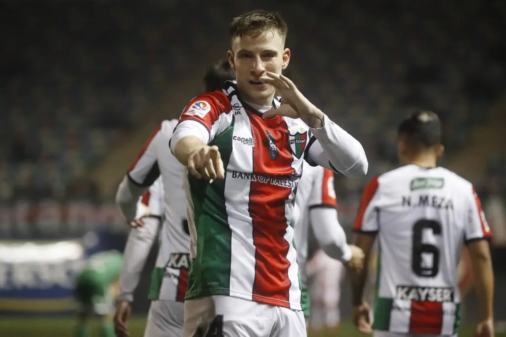 Bruno Barticciotto tiene como meta seguir aportando con goles a Palestino (Foto: Photosport)
