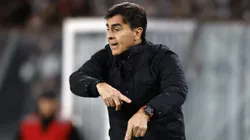 Gustavo Quinteros en alerta por interesados en Damián Pizarro