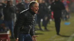 Ariel Holan se cansó de las constantes críticas a su equipo