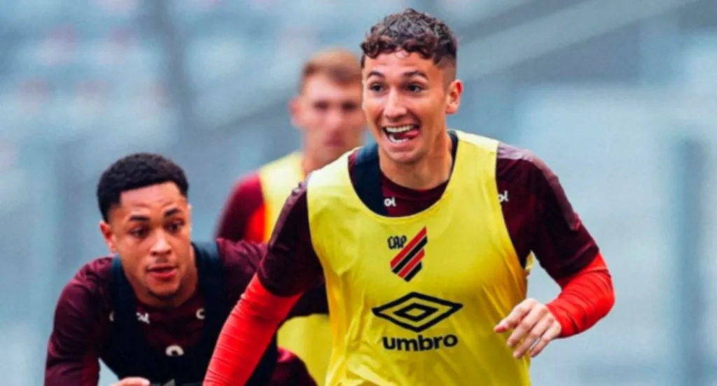 Arriagada estuvo en Paranaense pero no logró la continuidad que buscaba.