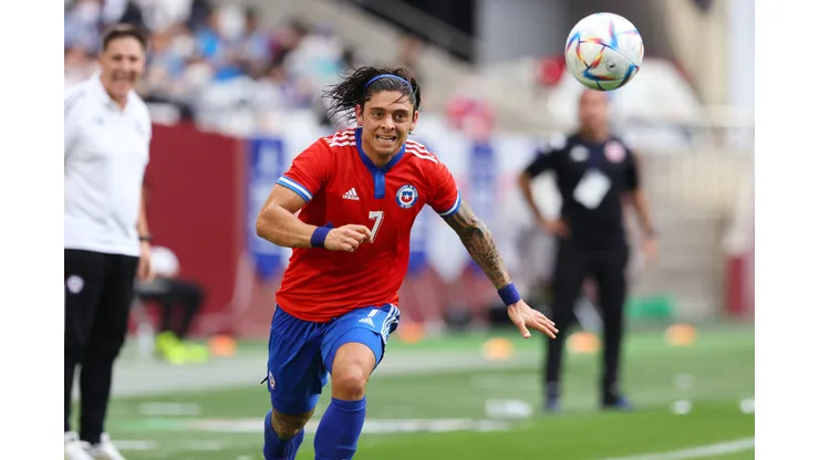 Joaquín Montecinos en la mira de los grandes del fútbol chileno.
