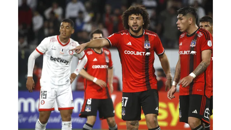 Maximiliano Falcon no ha hablado con su representante, pero piensa que algo debe tener en cuanto a ofertas (Foto: Photosport)