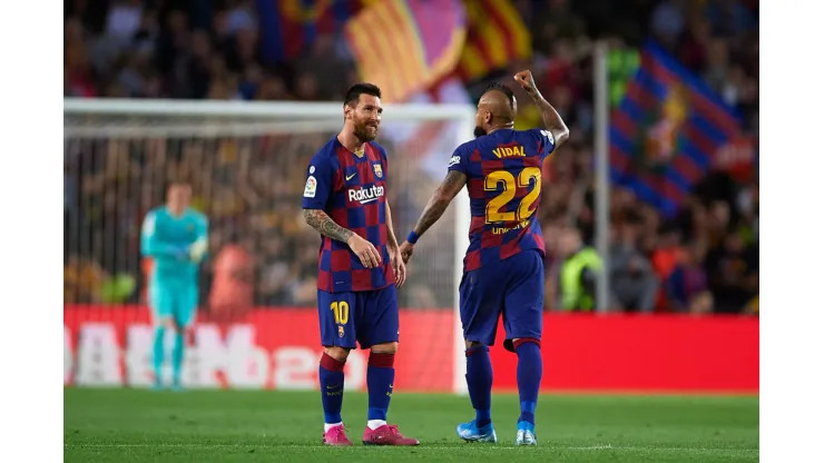 Arturo Vidal habla de la posibilidad de jugar con Lionel Messi