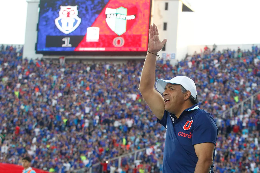 Cristian Castañeda se ilusiona con una combativa Universidad de Chile. | Foto: Photosport