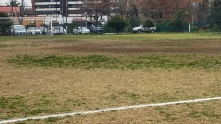 Periodistas del fútbol femenino en pie de guerra con la cancha que ocupó Barnechea