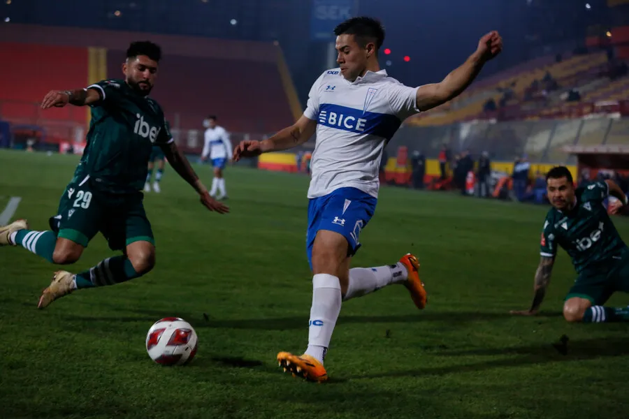 La UC superó a Wanderers en discreto partido. | Foto: Photosport