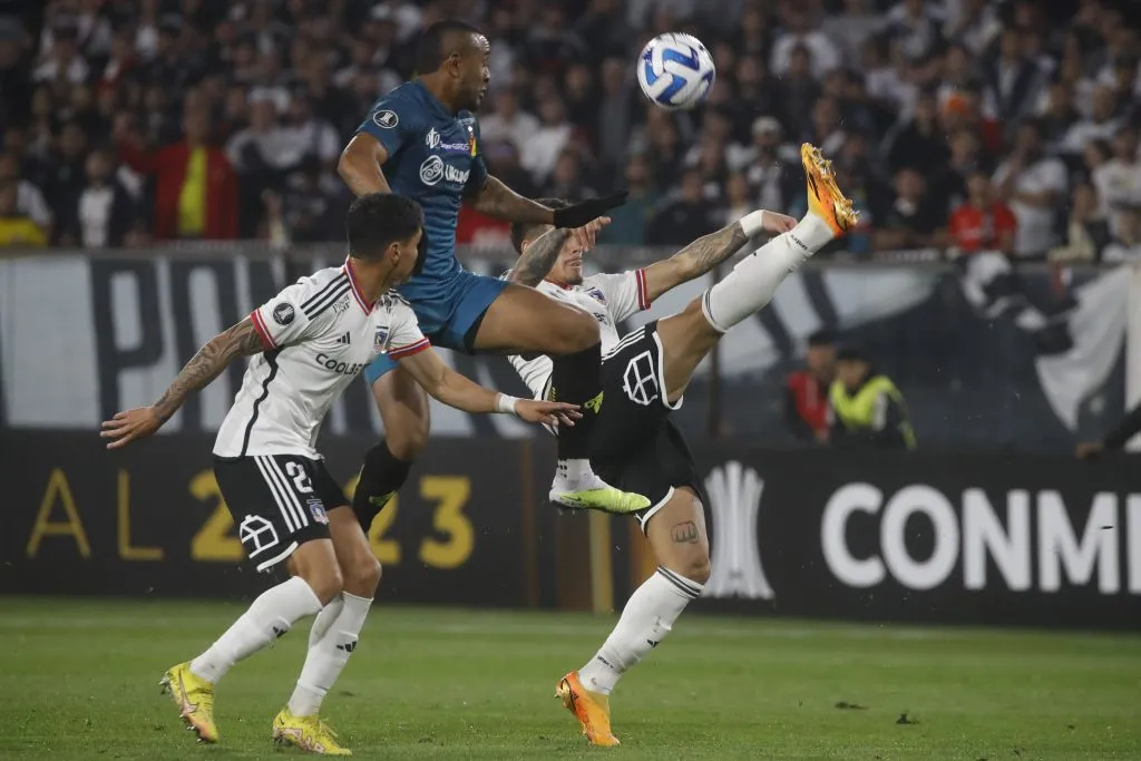 Colo Colo está complicado en su nivel y Severino Vasconcellos cree que no le dará para pasar en la Sudamericana (Photosport)