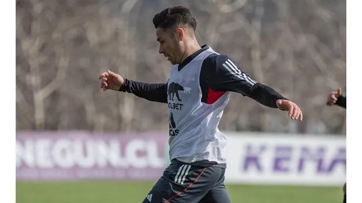 Óscar Opazo arrancó como titular en amistoso de entrenamiento (Foto: Photosport)