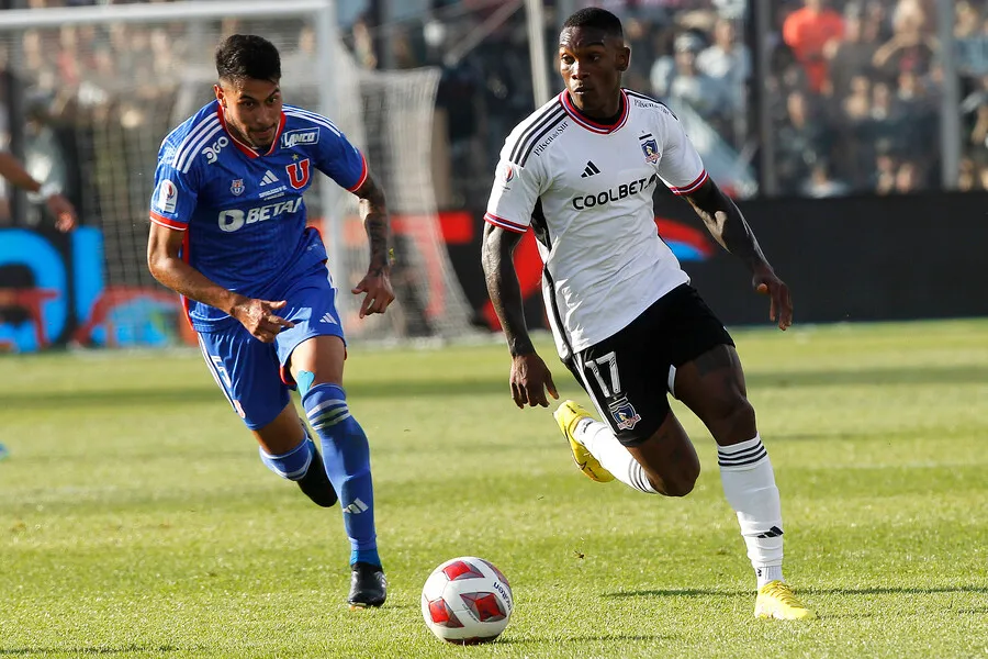 La U recibe a Colo Colo este sábado en el Estadio Santa Laura. | Foto: Photosport