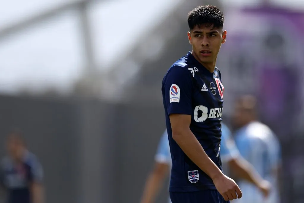 Osorio será un mero espectador del Superclásico del fútbol chileno | FOTO: Andres Pina/Photosport