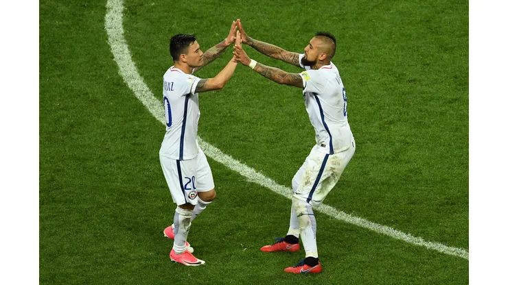 Arturo Vidal se refiere a Charles Aránguiz (Foto: Getty Images)