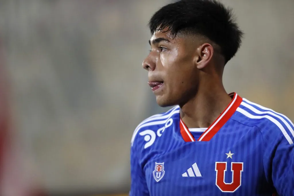 Darío Osorio está ad portas de partir al fútbol de Dinamarca (Foto: Photosport)