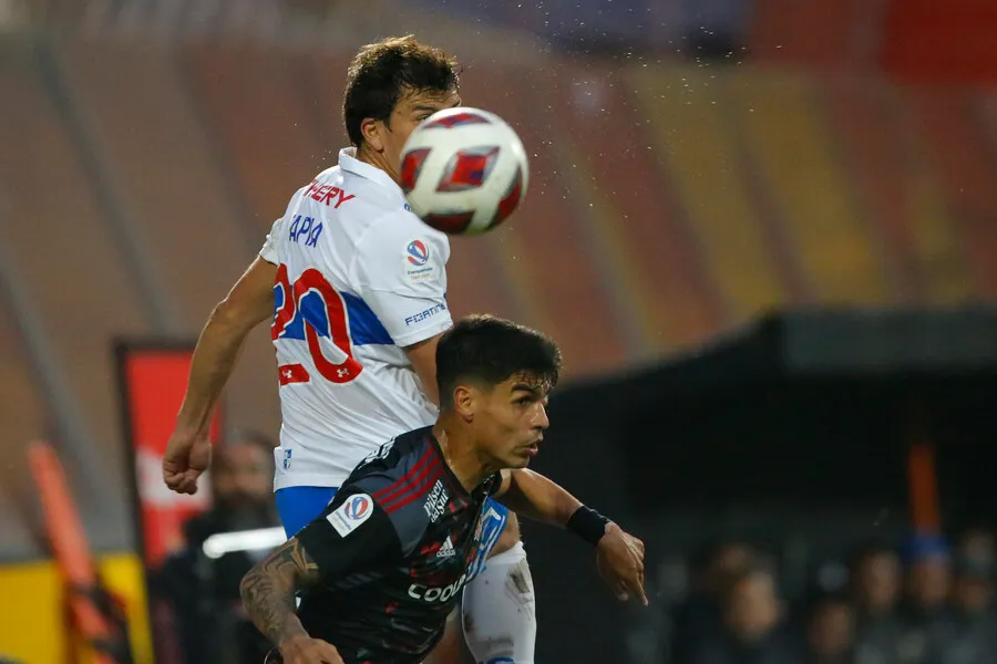 Wiemberg fue titular en los dos últimos compromisos de Colo Colo. | Foto: Photosport