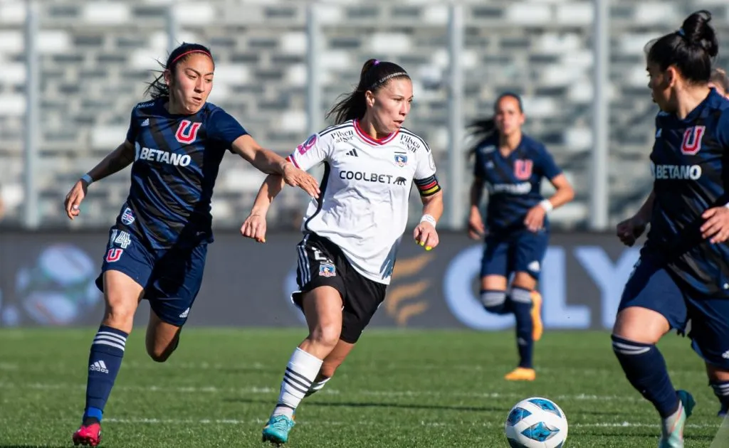 Colo Colo y la Universidad de Chile igualan en el estadio Monumental (Foto: ColoColoFem, Twitter)
