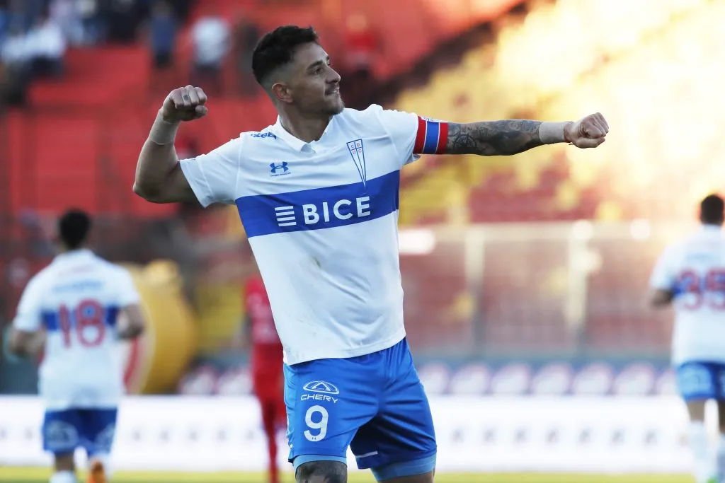 Fernando Zampedri tiene la chance histórica de ser el goleador máximo del club (Photosport)