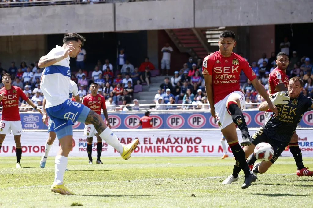 Universidad Católica visitará a la Unión Española en Santa Laura (Foto: Photosport)