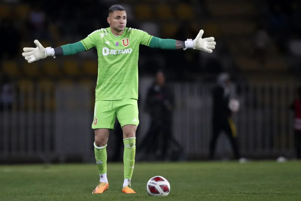 Campos tendrá que ver el partido desde el banco de suplentes | FOTO: Andres Pina/Photosport
