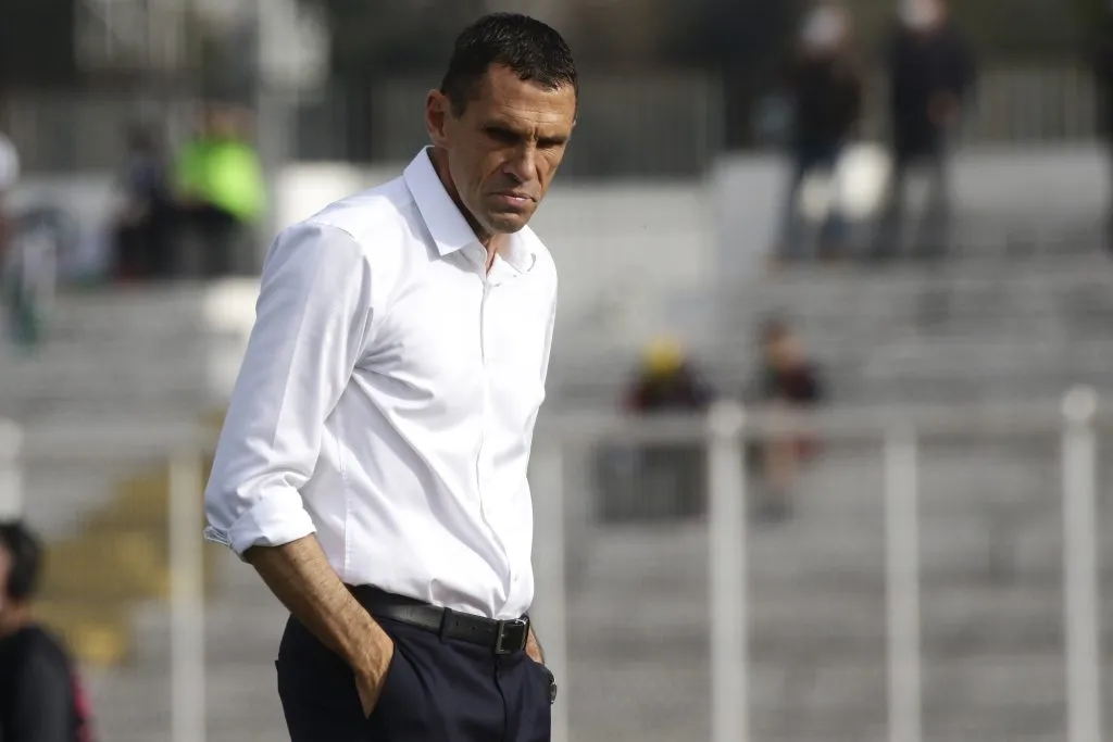 Poyet pasó sin pena ni gloria por la UC (Foto: Javier Salvo/Photosport