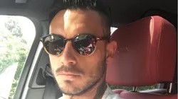 Mauricio Pinilla muestra su molestia.