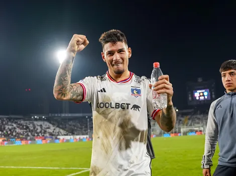 Ídolo de Colo Colo le hace un queque a Alan Saldivia por su gran nivel