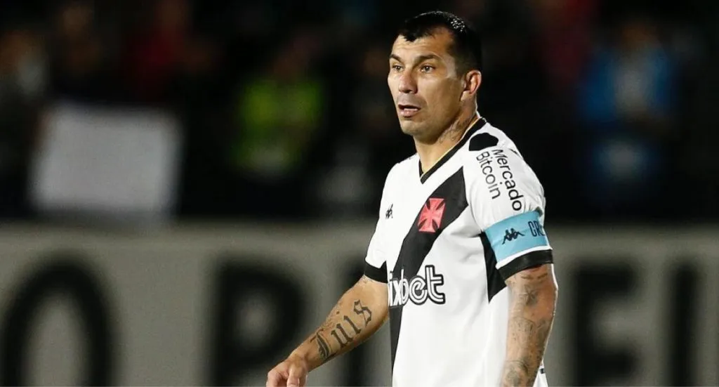 Gary Medel es figura en Vasco | Foto: Instagram