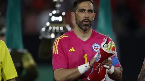 Claudio Bravo no volverá a jugar por la Selección Chilena y tendrá que ver el partido por TV