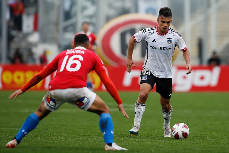 Pizarro jugó buen partido ante la UC. | Foto: Photosport