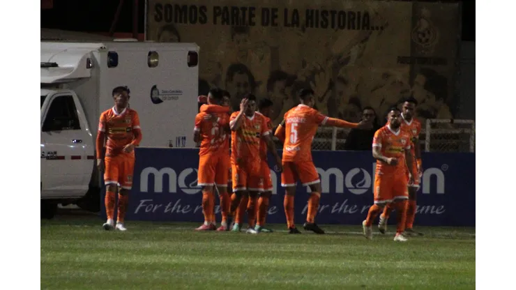 Cobreloa derrotó por 3-1 a Cobresal en la final ida de la Zona Norte de la Copa Chile (Foto: Photosport)