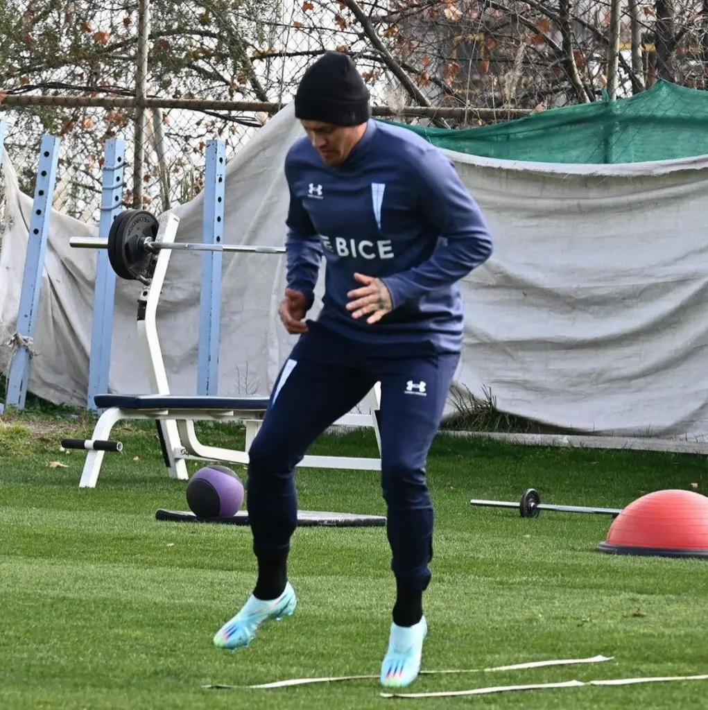 Castillo vuelve al trabajo con la UC | Foto: Instagram