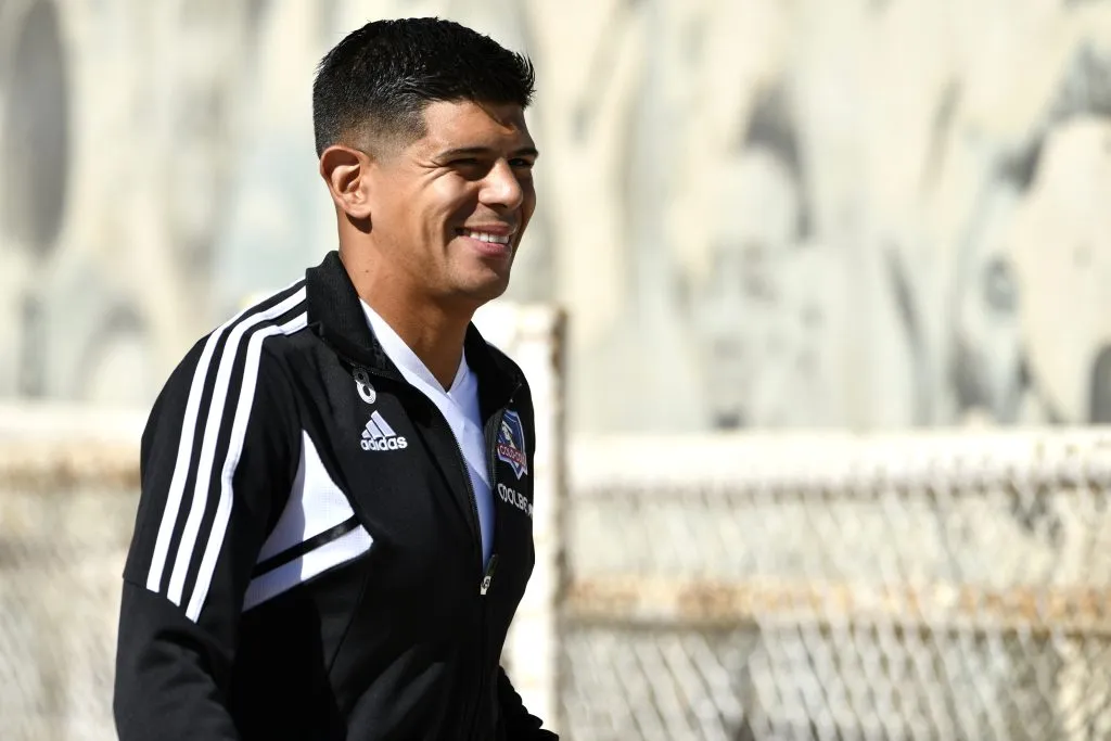 Pavez mira de reojo la oferta de Colón de Santa Fe | FOTO: Alejandro Pizarro Ubilla/Photosport