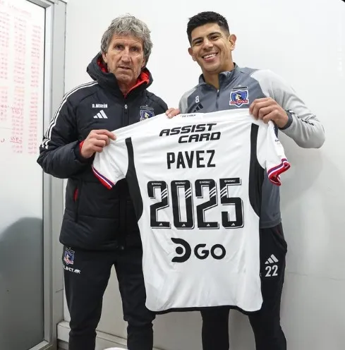 Morón junto a Pavez (Twitter @ColoColo)