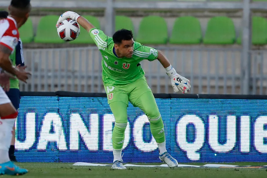 Toselli espera por su oportunidad en la U. | Foto: Photosport