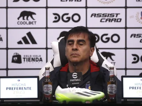 Quinteros golpea la mesa y cierra las puertas de salida en Colo Colo