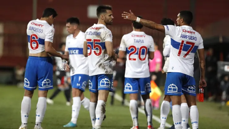 El defensor de la UC dejó en claro su intención de seguir en el club