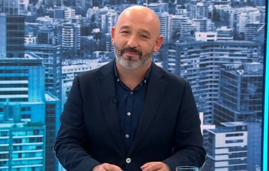 Rodrigo Vera está preocupado por el nivel de Universidad Católica y de Alexander Aravena (Captura CHV)