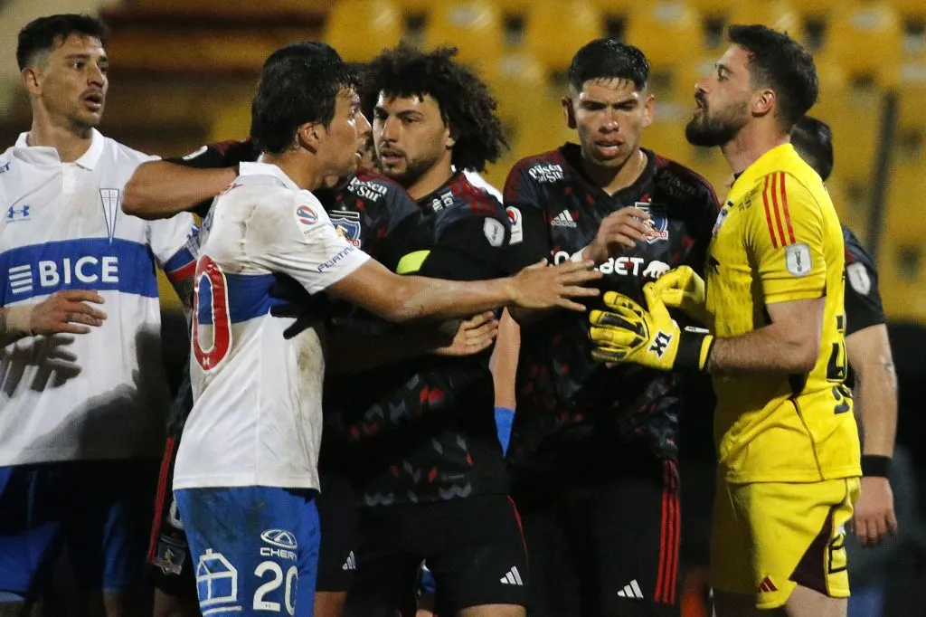 Colo Colo recibirá a la Universidad Católica el domingo a las 15:00 en el estadio Monumental (Foto: Photosport)