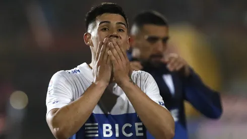 Danilo Díaz lanza sus dardos contra Alexander Aravena en la UC