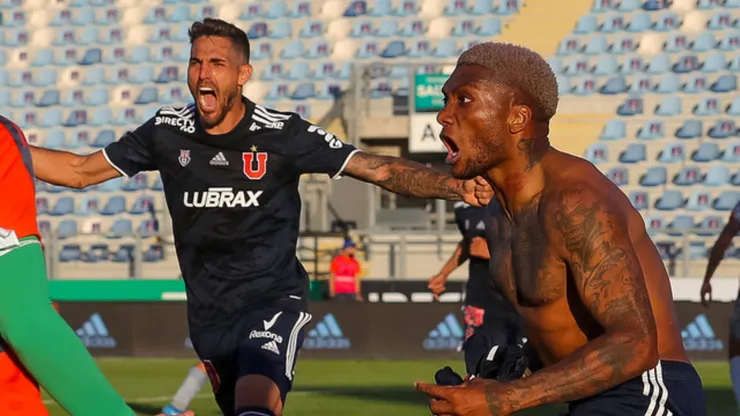Larrivey recuerda el día de la salvación azul
