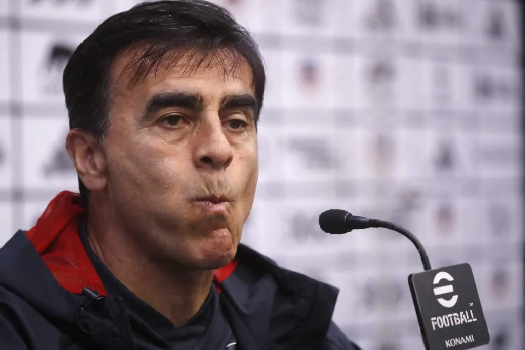 Gustavo Quinteros no ve a un candidato al título por ahora (Foto: Photosport)