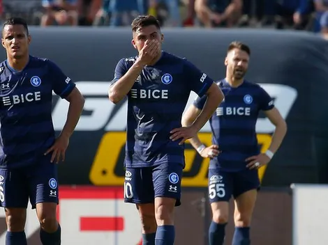 Hinchas de la UC despedazan a Pinares por su flojo rendimiento